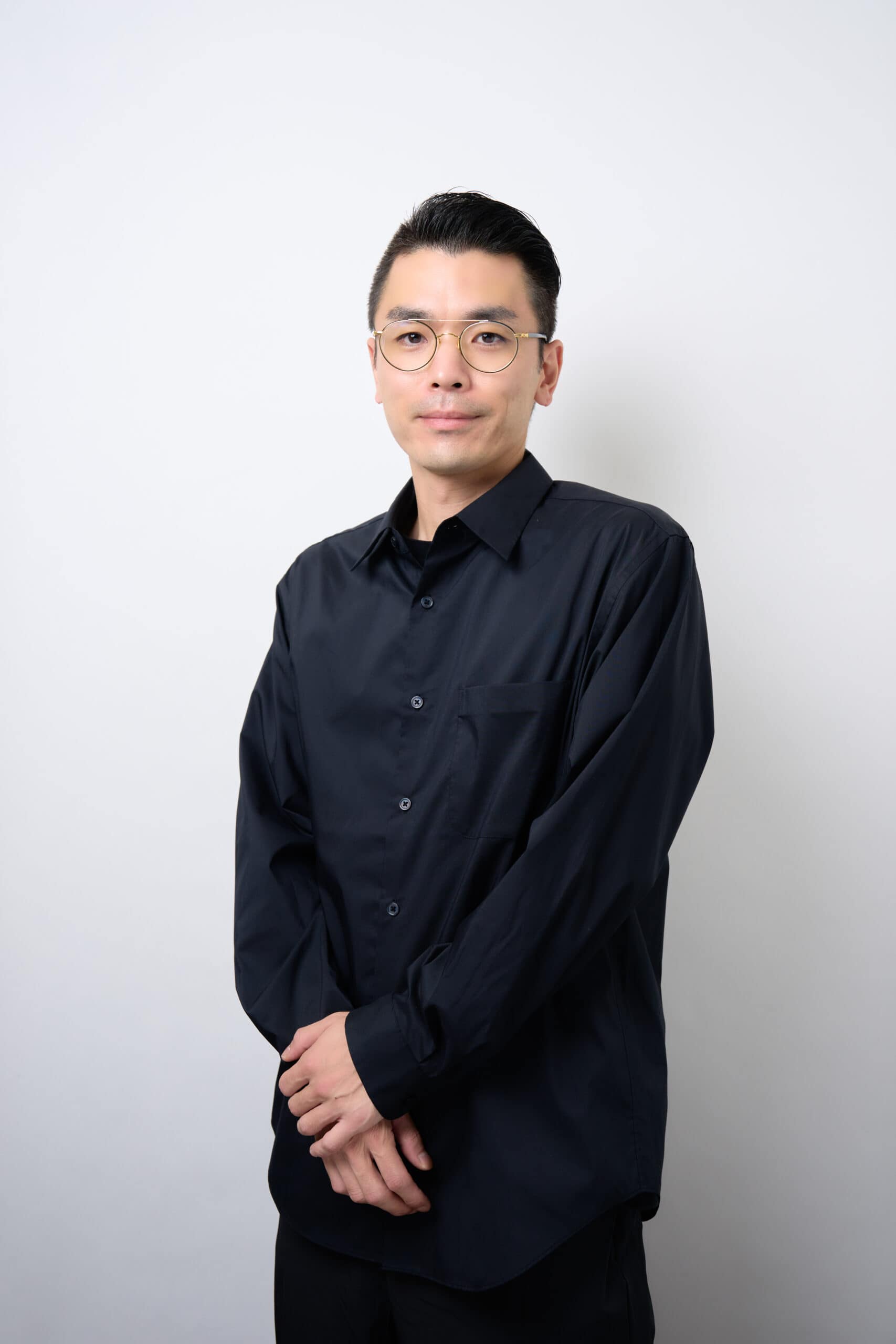 井上美術株式会社 代表取締役 クリエイティブディレクター・フォトグラファー 井上琢也（TAKUYA INOUE, CEO / Creative Director & Photographer, INOUE ART INC.）