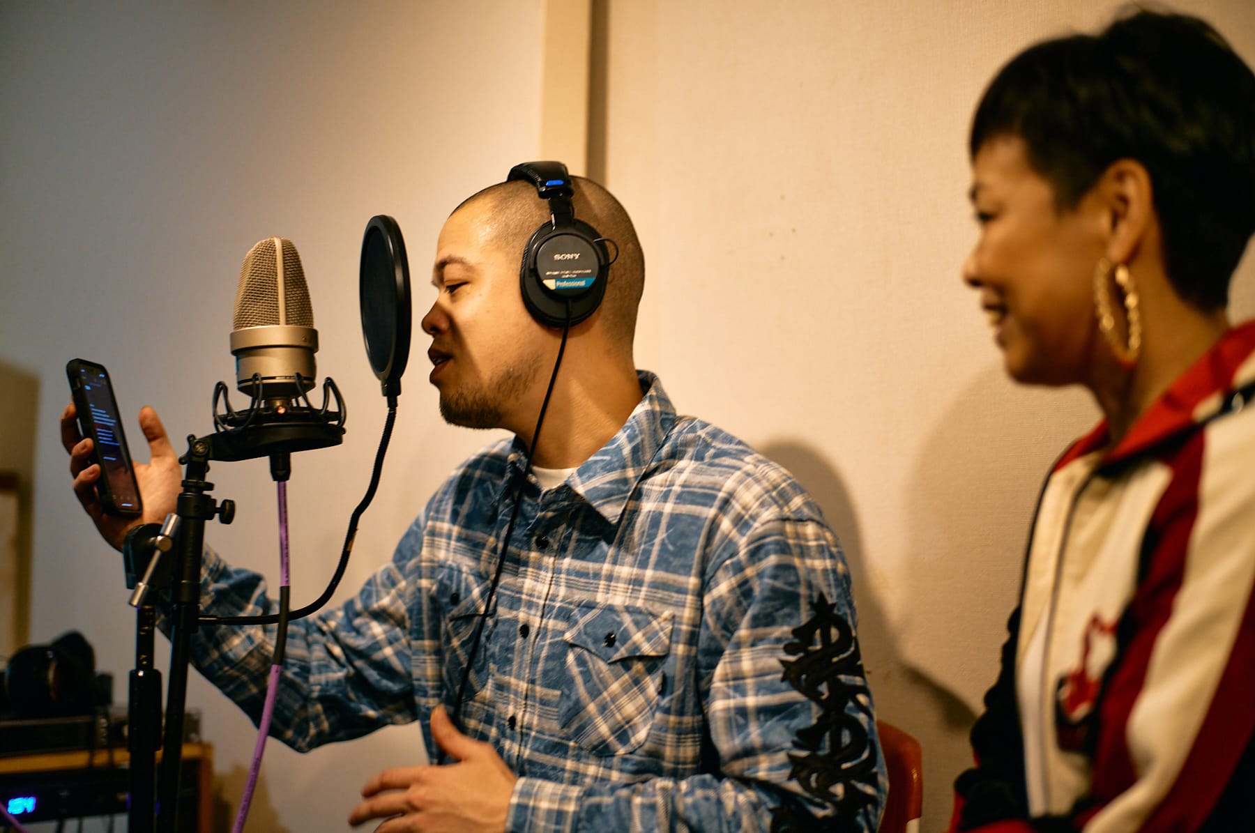 Promotional photo for Tina’s single "Tick Tock Boombap" featuring MIYACHI