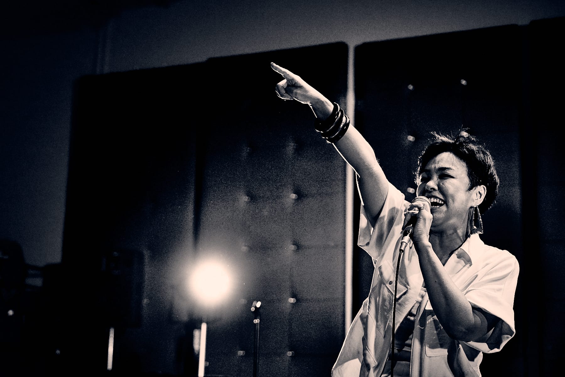 シンガーTina / Singer Tina 公式ライブ写真(撮影:井上琢也 / TAKUYA INOUE, CEO & Photographer of INOUE ART INC., July, 2025)