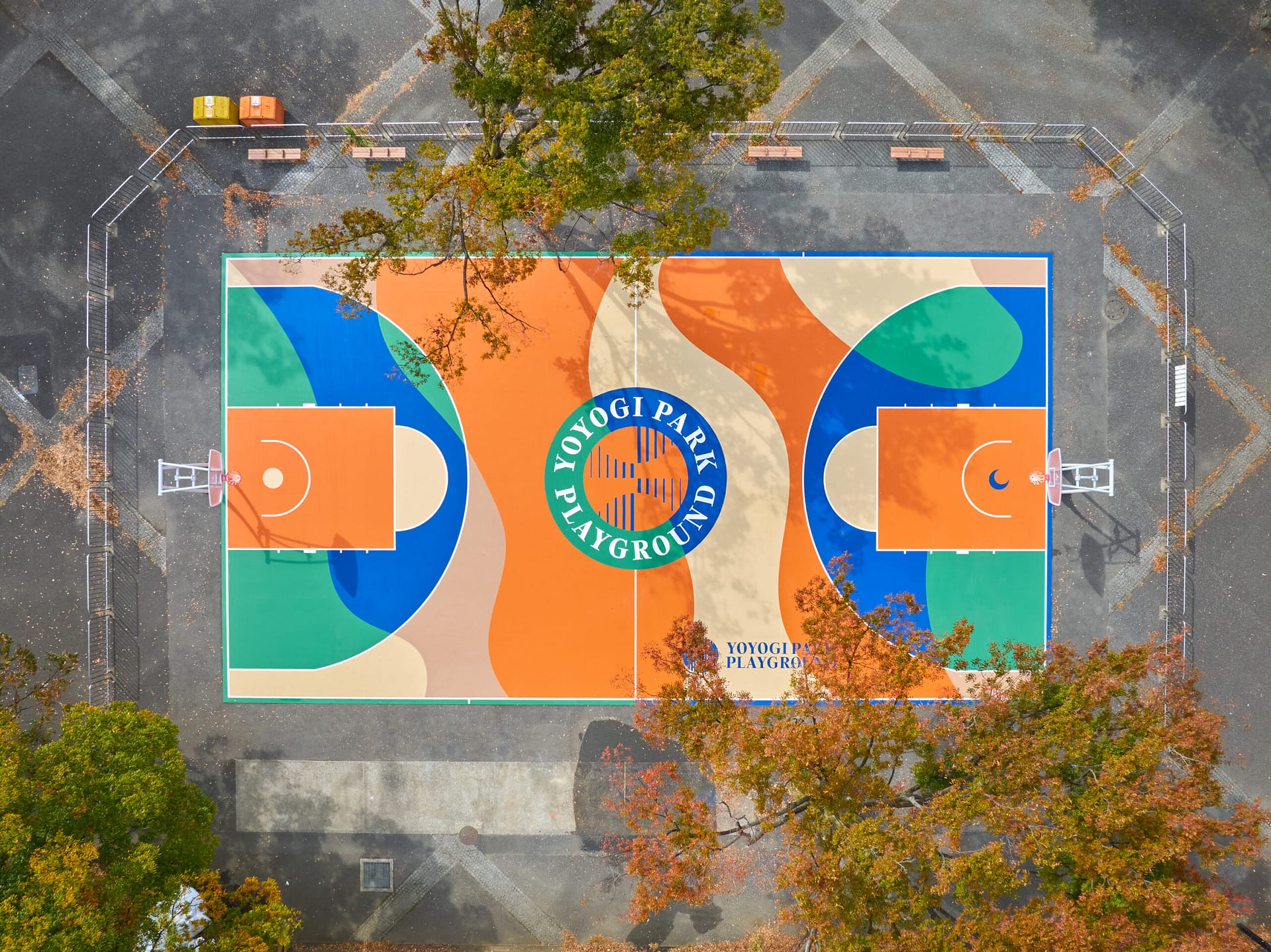 ドローン空撮 代々木公園 ストリートバスケコート / Drone aerial view of Yoyogi Park Playground street basketball court, Shibuya Tokyo
